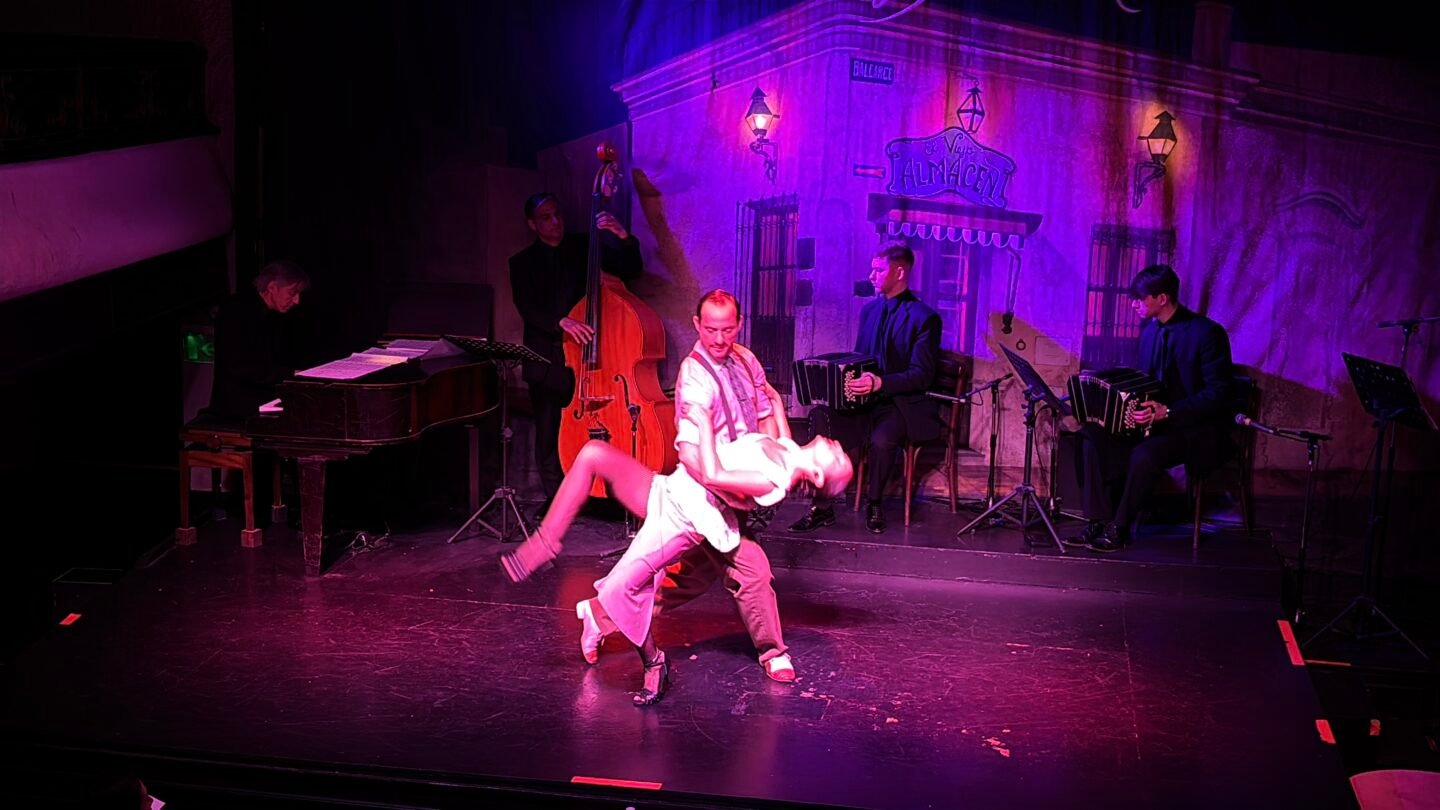 El Viejo Almacén San Telmo: así es la cena show de tango más famosa de Buenos Aires